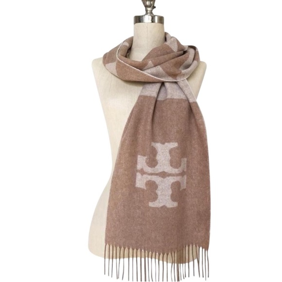 Tory Burch Accessories - Tory Burch Ivory Carnavalet Oblong cashmere Scarf